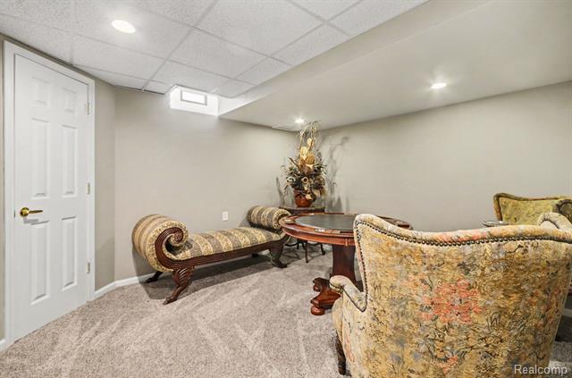 Builiding view sixty three for 4575 Northridge, West Bloomfield, MI. 48323