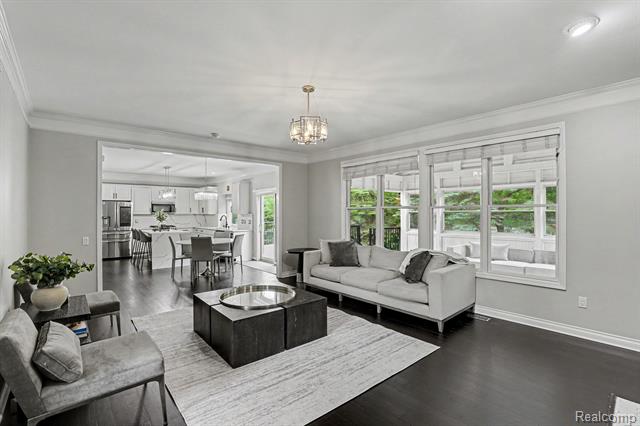 Builiding view twenty three for 4575 Northridge, West Bloomfield, MI. 48323