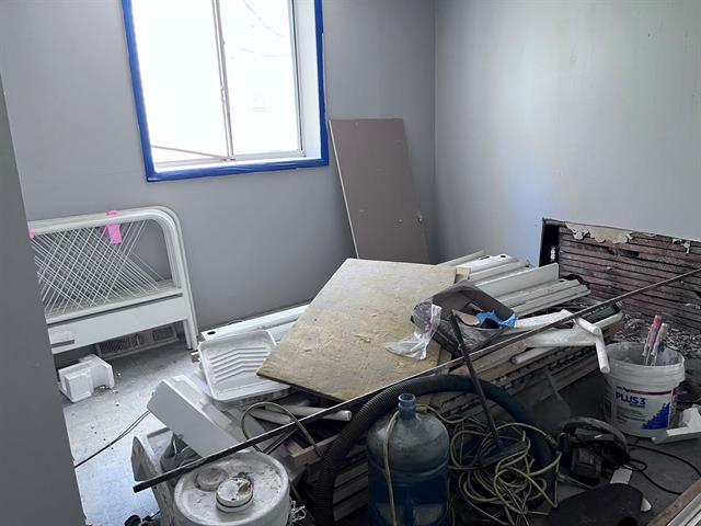 Builiding view six for 410 Fourth, Flint, MI. 48503