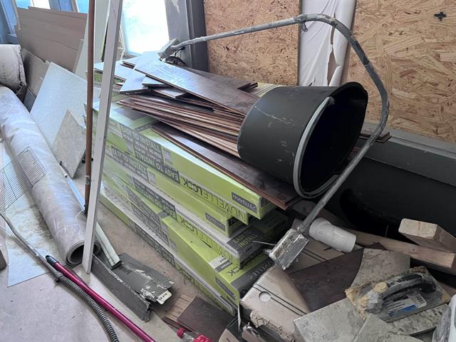 Builiding view twelve for 410 Fourth, Flint, MI. 48503