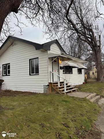 front view for 1221 Stocker Avenue, Flint, Mi. 48503