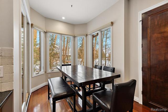 Builiding view eighteen for 3412 Timberlake, Walled Lake, MI. 48390