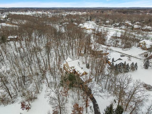 Builiding view eighty four for 3412 Timberlake, Walled Lake, MI. 48390