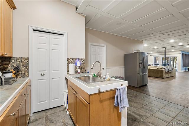 Builiding view fifty seven for 3412 Timberlake, Walled Lake, MI. 48390