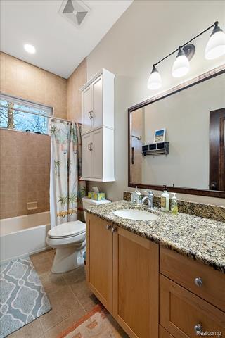 Builiding view forty two for 3412 Timberlake, Walled Lake, MI. 48390