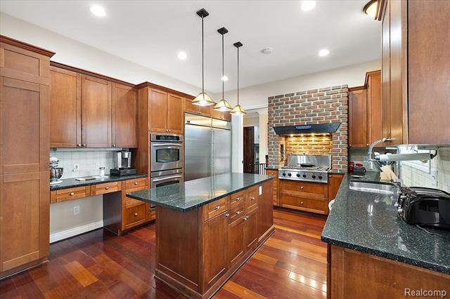 Builiding view fourteen for 3412 Timberlake, Walled Lake, MI. 48390