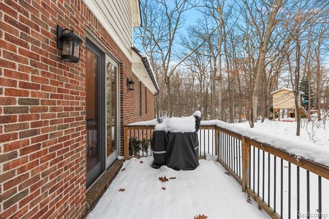 Builiding view seventy eight for 3412 Timberlake, Walled Lake, MI. 48390