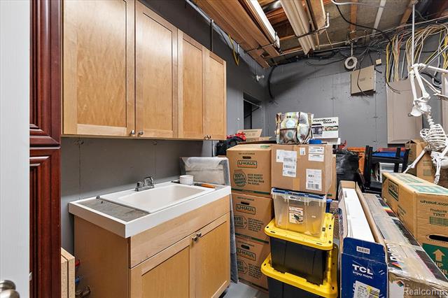 Builiding view seventy two for 3412 Timberlake, Walled Lake, MI. 48390