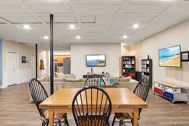 Builiding view sixty six for 3412 Timberlake, Walled Lake, MI. 48390