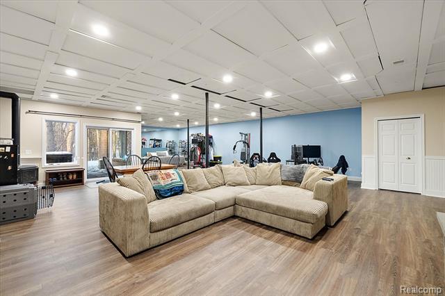 Builiding view sixty three for 3412 Timberlake, Walled Lake, MI. 48390