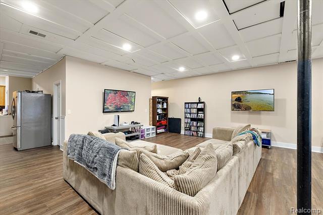 Builiding view sixty two for 3412 Timberlake, Walled Lake, MI. 48390