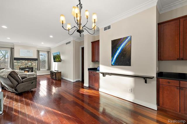 Builiding view ten for 3412 Timberlake, Walled Lake, MI. 48390