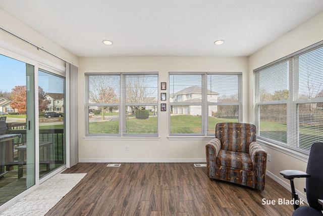 Builiding view nineteen for 8641 Suntree, Zeeland, MI. 49464