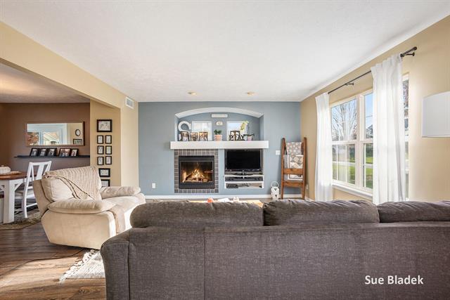 Builiding view six for 8641 Suntree, Zeeland, MI. 49464