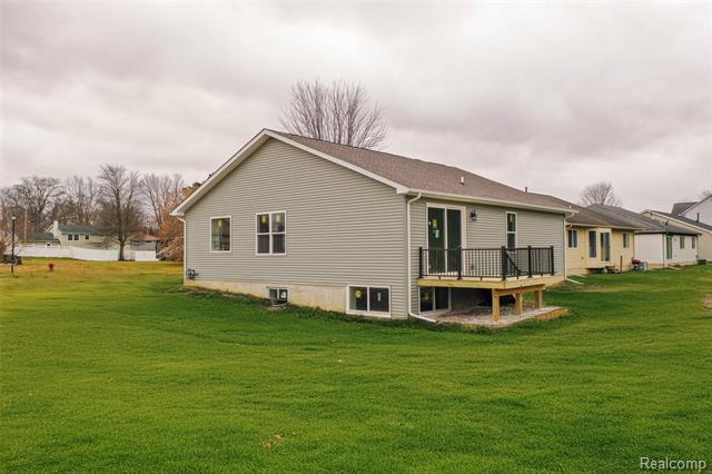 Builiding view thirty four for 188 School House, Imlay City, MI. 48444