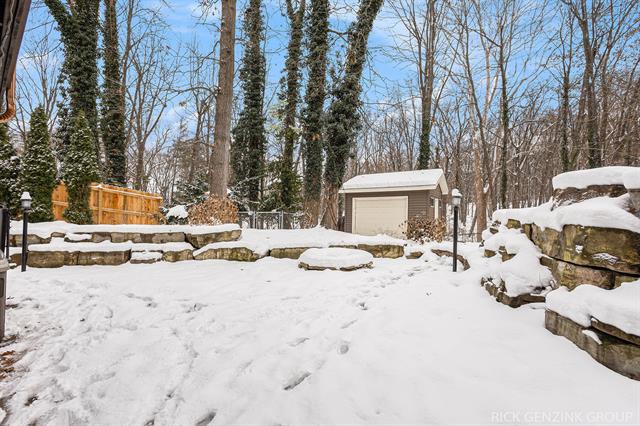 Builiding view fifty one for 1154 Springwood, Grand Rapids, MI. 49508