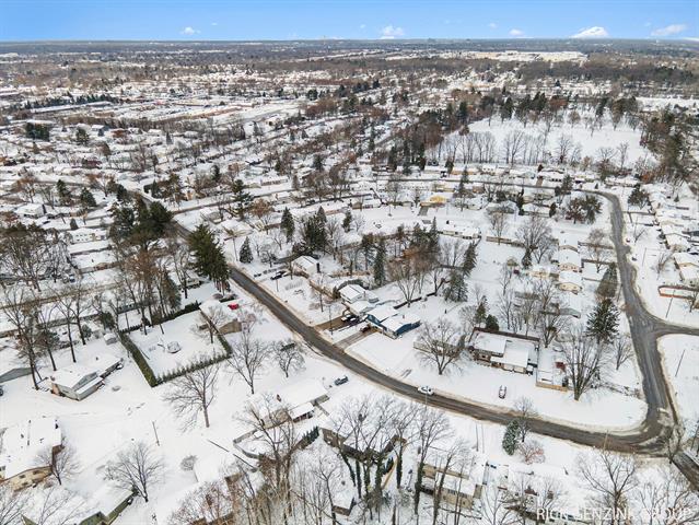 Builiding view fifty three for 1154 Springwood, Grand Rapids, MI. 49508