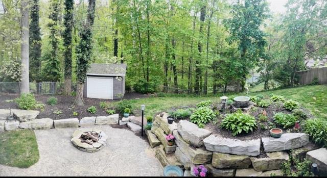 Builiding view fifty for 1154 Springwood, Grand Rapids, MI. 49508