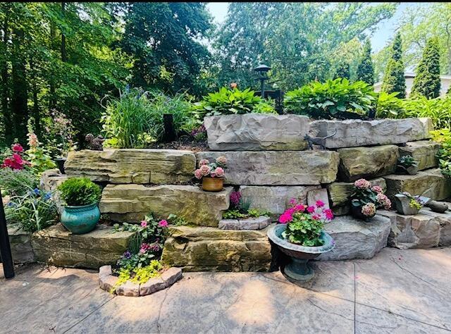 Builiding view forty six for 1154 Springwood, Grand Rapids, MI. 49508