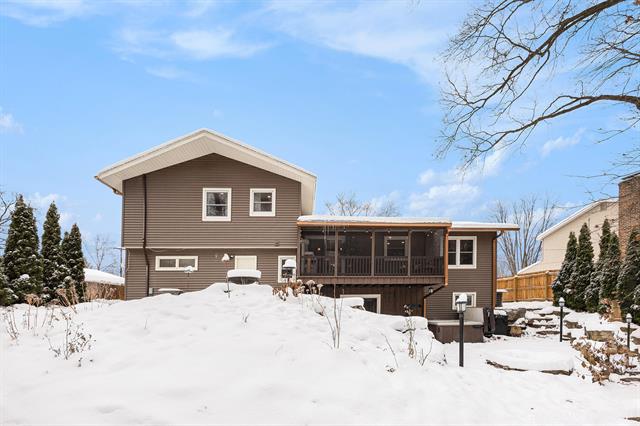 Builiding view thirty nine for 1154 Springwood, Grand Rapids, MI. 49508