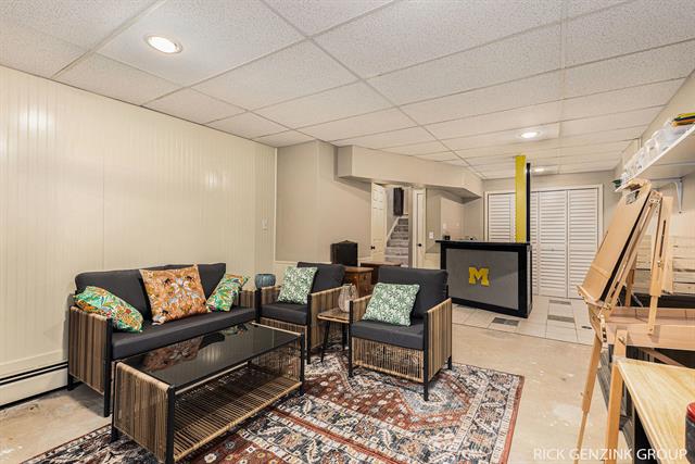 Builiding view thirty one for 1154 Springwood, Grand Rapids, MI. 49508