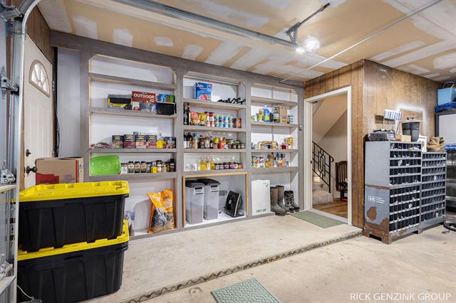 Builiding view thirty six for 1154 Springwood, Grand Rapids, MI. 49508