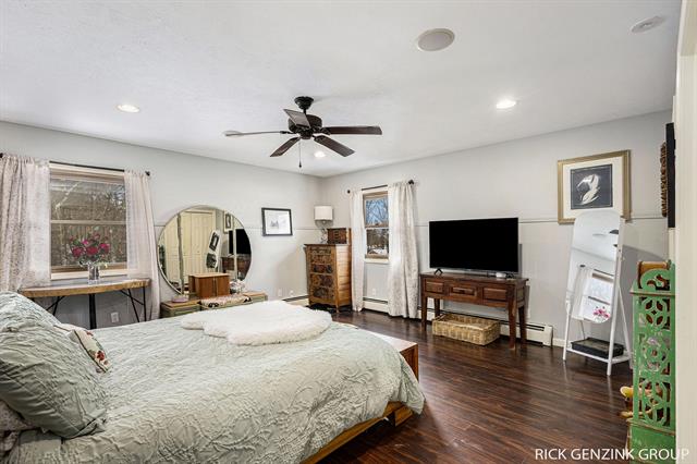 Builiding view twenty three for 1154 Springwood, Grand Rapids, MI. 49508