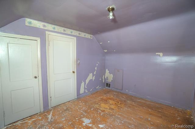 Builiding view nineteen for 20161 Yonka, Detroit, MI. 48234