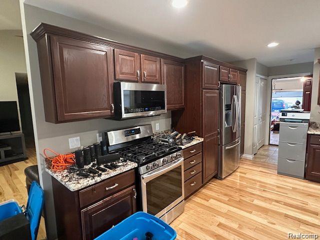 Builiding view seven for 3871 Oak, Metamora, MI. 48455