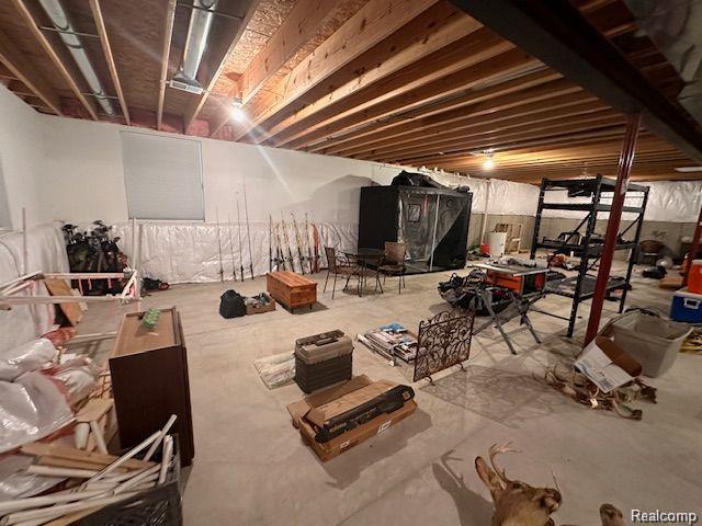 Builiding view twenty for 3871 Oak, Metamora, MI. 48455