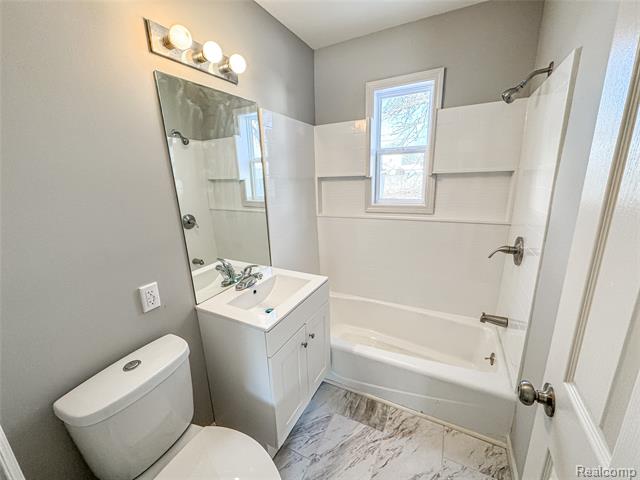 Builiding view four for 621 Lochhead, Flint, MI. 48507