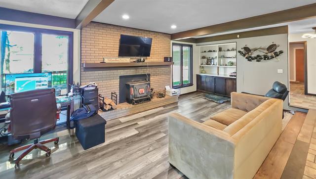 Builiding view seven for 6089 Seymour, Flushing, MI. 48433