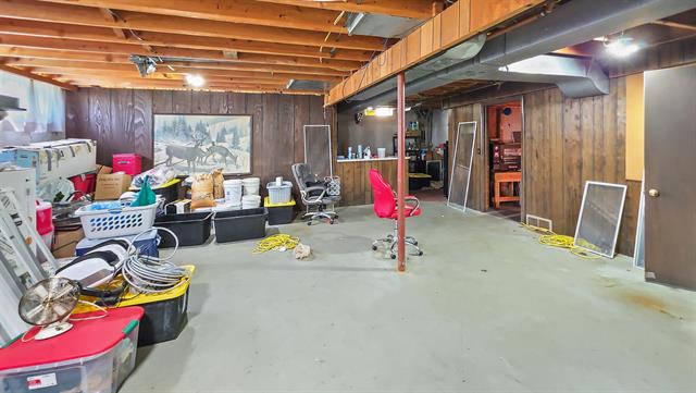 Builiding view twenty five for 6089 Seymour, Flushing, MI. 48433