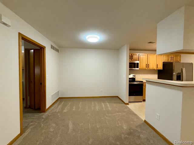 Builiding view four for 314 Marigold, Westland, MI. 48185