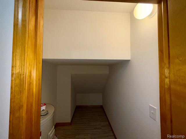 Builiding view nineteen for 314 Marigold, Westland, MI. 48185