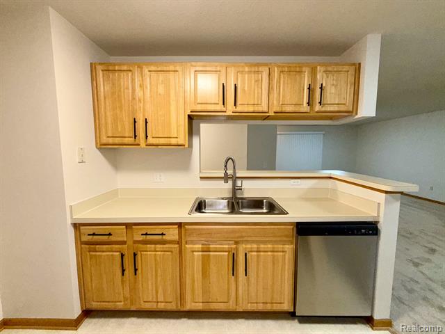 Builiding view seven for 314 Marigold, Westland, MI. 48185