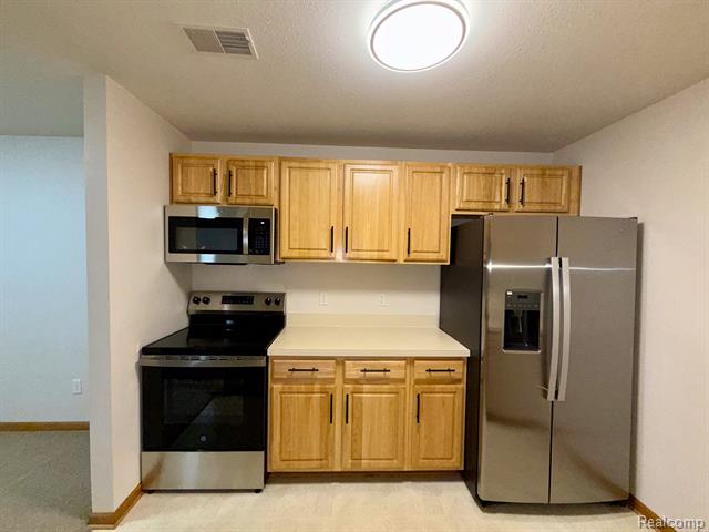 Builiding view six for 314 Marigold, Westland, MI. 48185