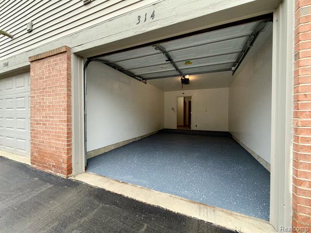 Builiding view twenty one for 314 Marigold, Westland, MI. 48185