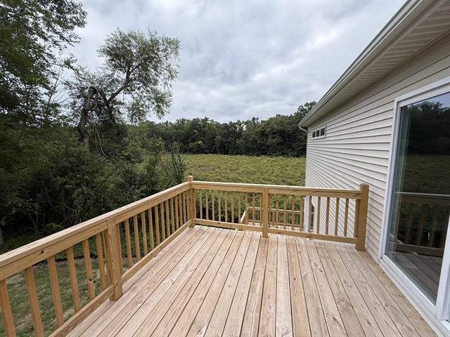 Builiding view fifteen for 1860 Kreft, Grand Rapids, MI. 49525