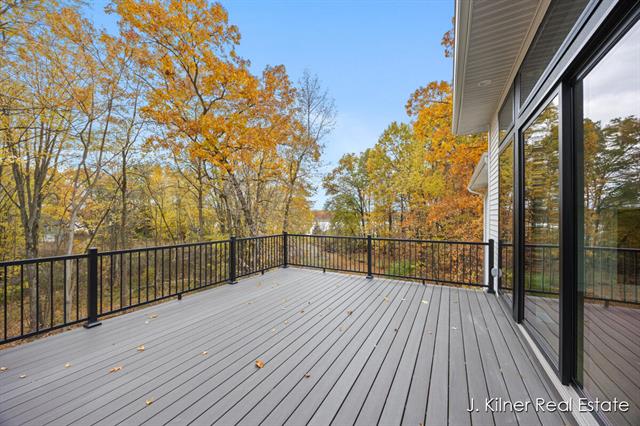 Builiding view fifty nine for 9465 Wabasis Pointe, Greenville, MI. 48838