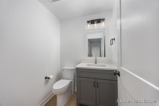 Builiding view forty seven for 9465 Wabasis Pointe, Greenville, MI. 48838