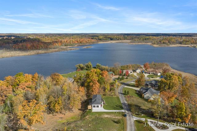 Builiding view seventy nine for 9465 Wabasis Pointe, Greenville, MI. 48838