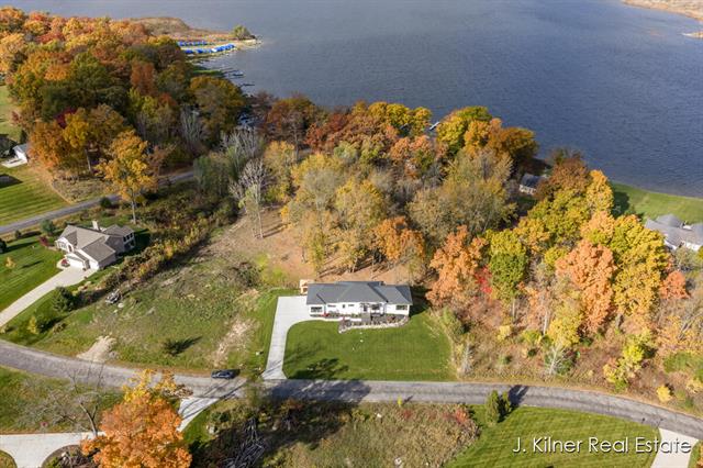 Builiding view seventy seven for 9465 Wabasis Pointe, Greenville, MI. 48838