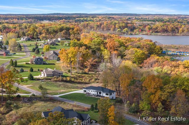 Builiding view seventy six for 9465 Wabasis Pointe, Greenville, MI. 48838