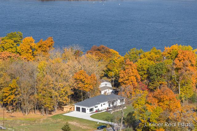 Builiding view seventy two for 9465 Wabasis Pointe, Greenville, MI. 48838