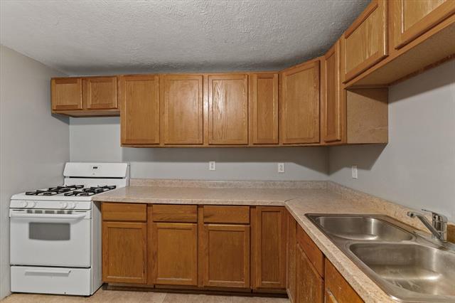 Builiding view eighteen for 68078 Shirley, Edwardsburg, MI. 49112