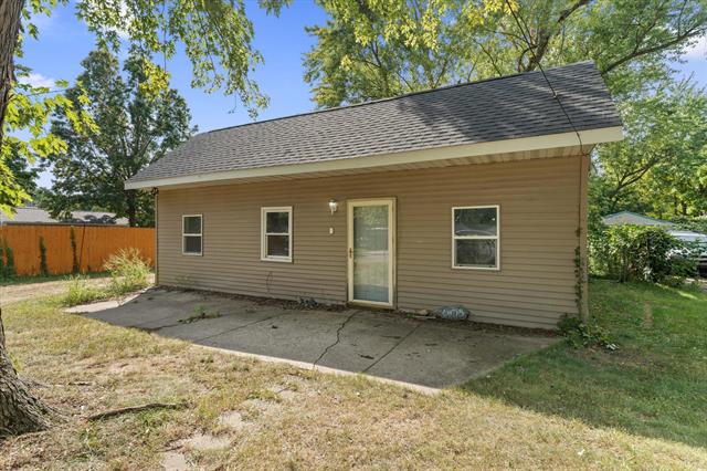 Builiding view fifteen for 68078 Shirley, Edwardsburg, MI. 49112