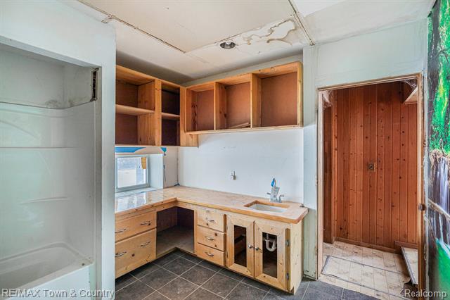 Builiding view eighteen for 1101 Nutana, Mount Morris, MI. 48458