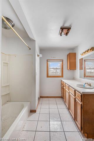 Builiding view ten for 1101 Nutana, Mount Morris, MI. 48458