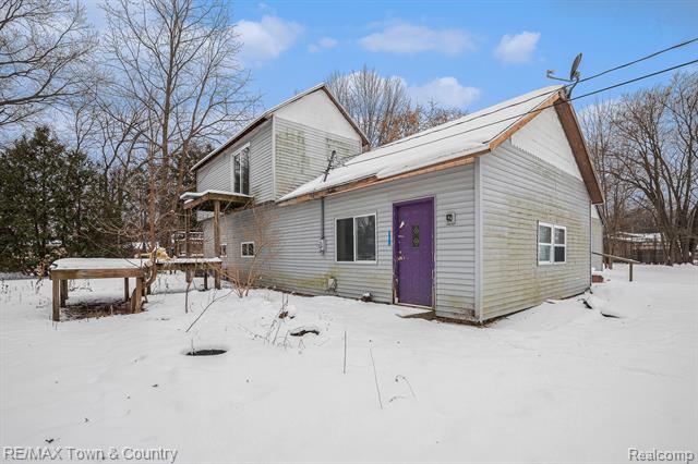 Builiding view twenty four for 1101 Nutana, Mount Morris, MI. 48458